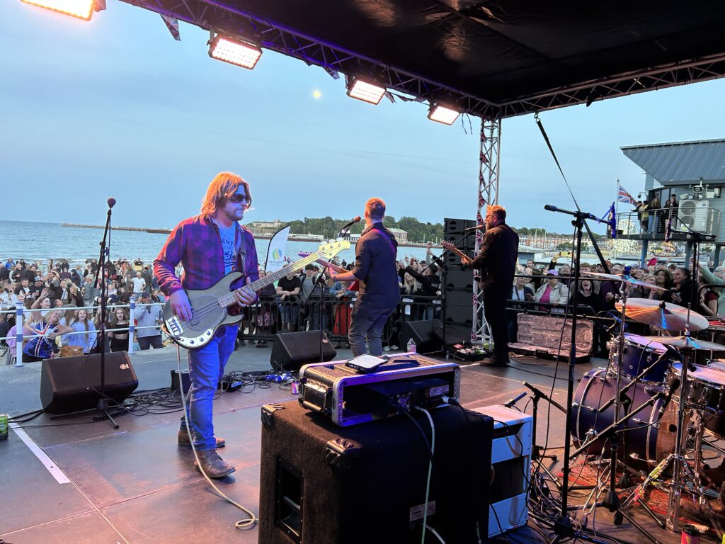 The Leggomen performing.
